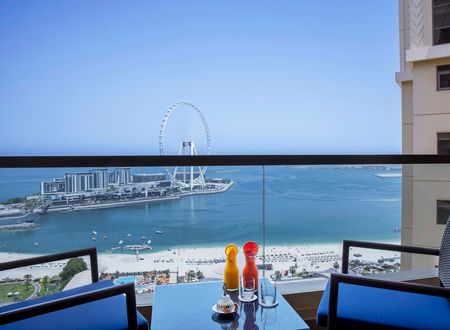 unitedarabemirates/dubai/amwajrotanajumeirahbeachcaf57dca.jpg