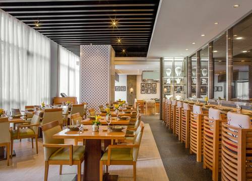 unitedarabemirates/dubai/amwajrotanajumeirahbeache13305e2.jpg