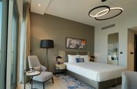 Guest Room - King Bed