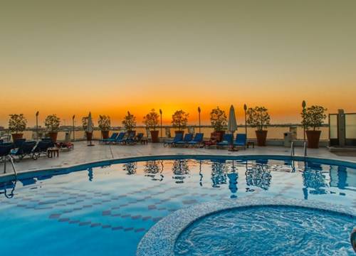unitedarabemirates/dubai/towersrotana7f5c79d5.jpg