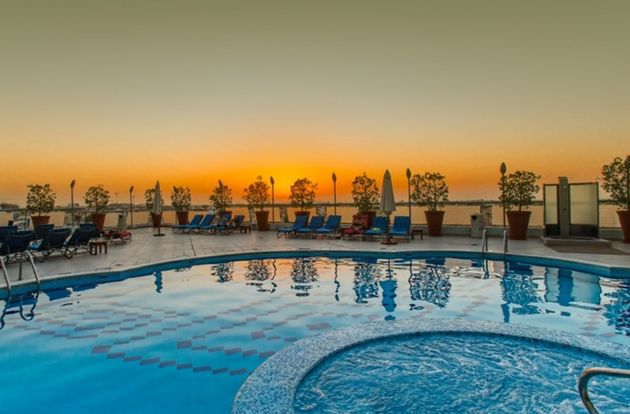 unitedarabemirates/dubai/towersrotana7f5c79d5.jpg