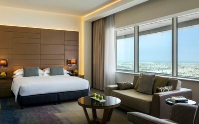 Towers Rotana · 4