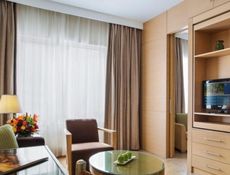 Suite Room - King Bed