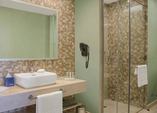 unitedarabemirates/resulhayme/thecoverotanaresortf8395994.jpg